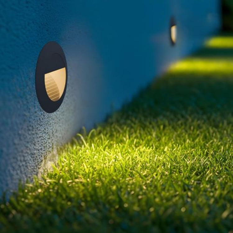 Recessed outdoor lights